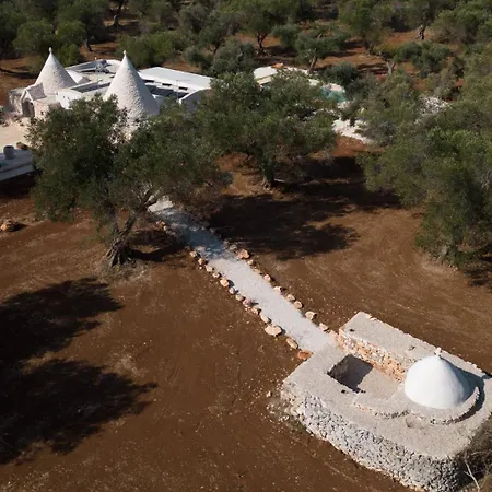 Trullo Lupocaruso * Latiano
