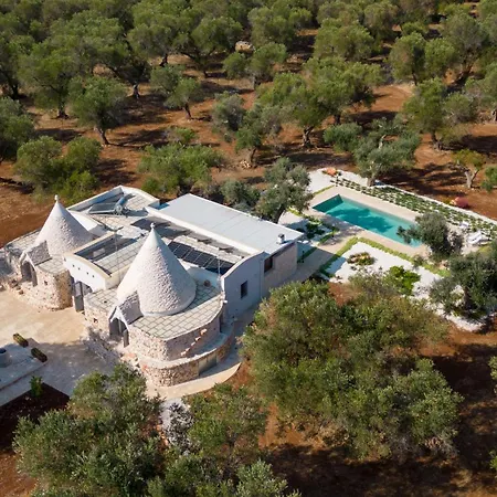 Trullo Lupocaruso بيت للعطل