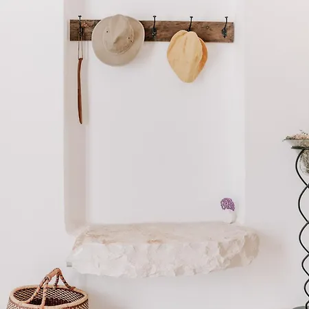 Trullo Lupocaruso بيت للعطل