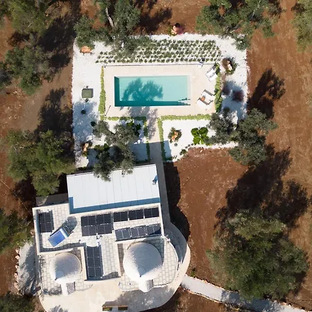 Trullo Lupocaruso * Latiano