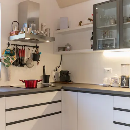 Trullo Lupocaruso Latiano