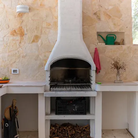 Trullo Lupocaruso *